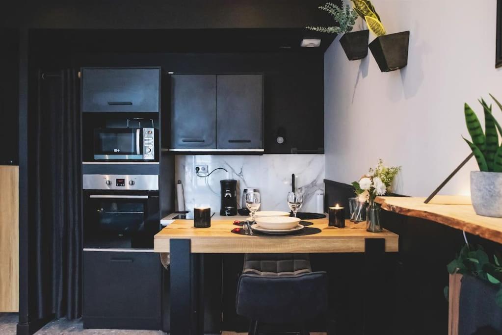 Love Room, La Douce Angevine Angers Zewnętrze zdjęcie