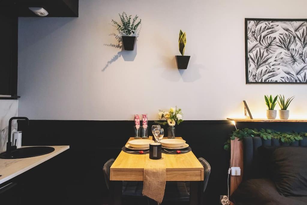 Love Room, La Douce Angevine Angers Zewnętrze zdjęcie